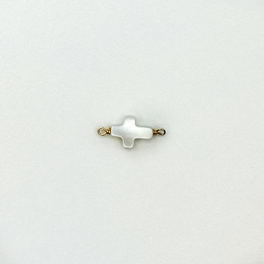Anhänger "White Cross" aus Perlmutt – zarter Kreuz-Schmuck mit spiritueller Symbolik
