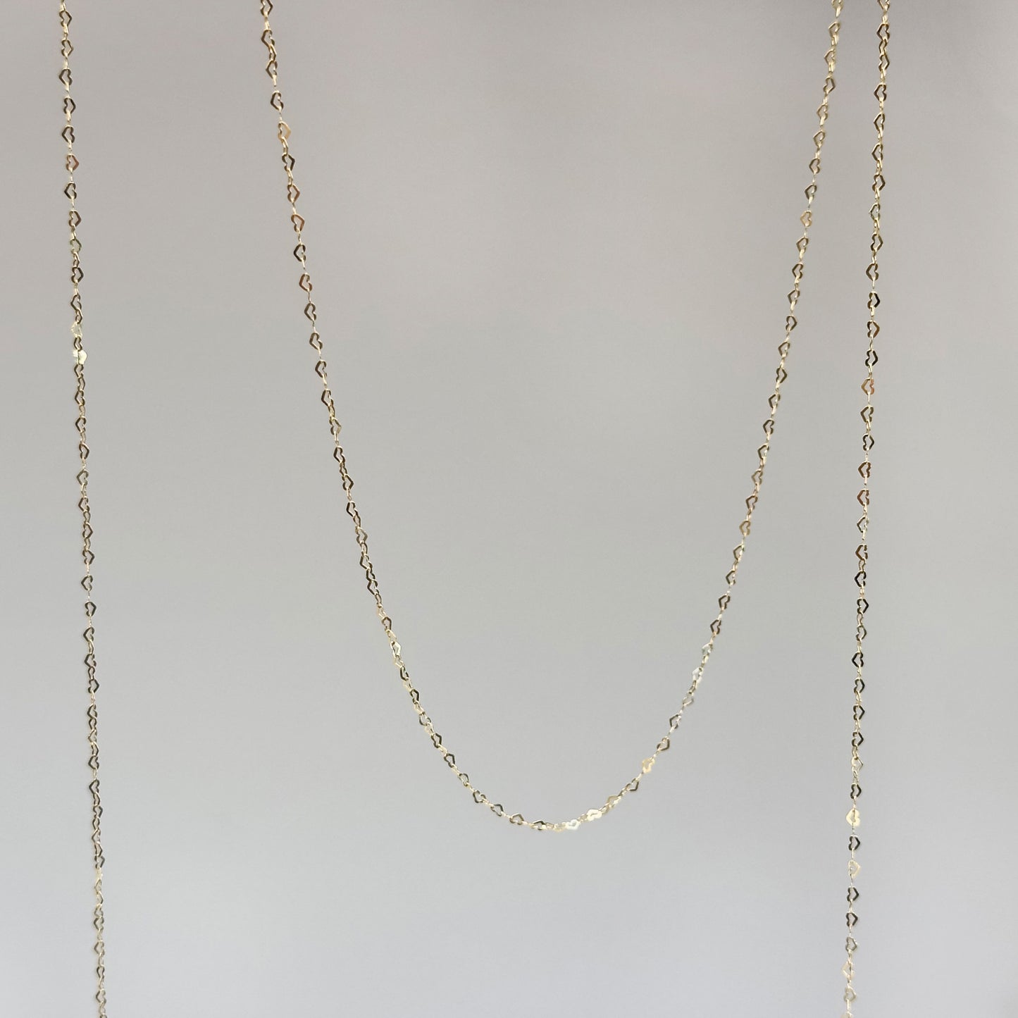 Mini Heart Kollektion – zartes Kettenmaterial mit herzförmigen Gliedern aus 14K Gold Filled